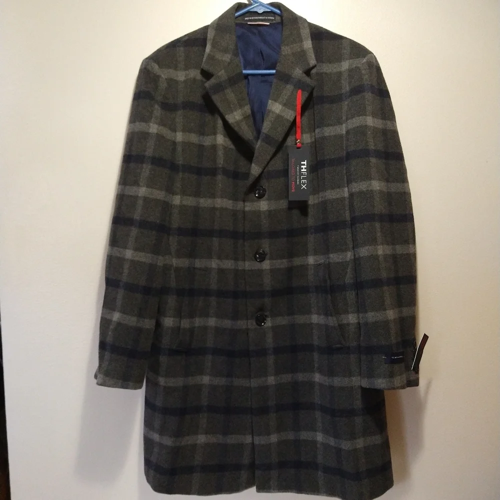 Tommy Hilfiger Addison "The Flex"Wool-Blend  Modern-Fit Trench Coat - Picture 13 of 15